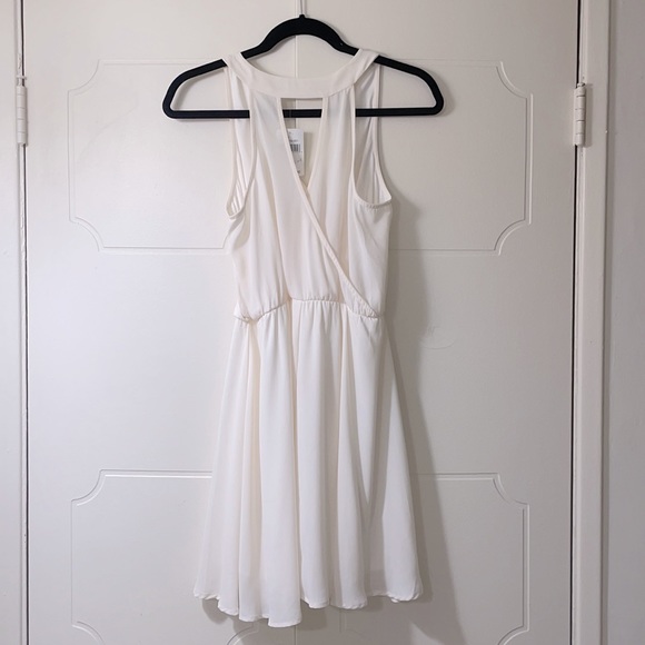 BRAND NEW IVORY DRESS - Picture 2 of 4